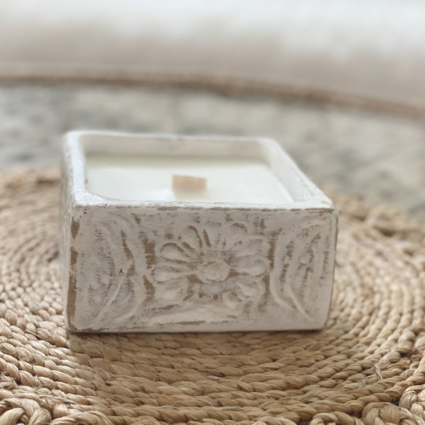 Floral square white candle clay 16 oz | orchid & amber